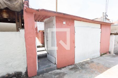 Casa para alugar com 70m², 2 quartos e 2 vagasFachada