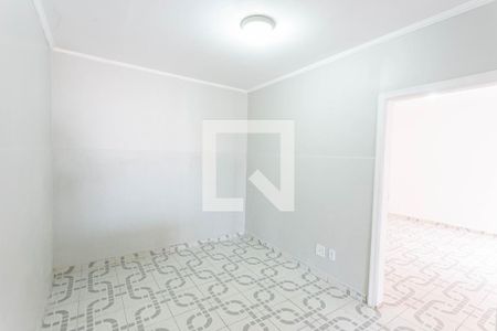 Quarto 1 de casa para alugar com 2 quartos, 70m² em Vila Moraes, São Paulo