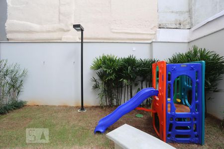 Apartamento para alugar com 26m², 1 quarto e sem vagaPlayground