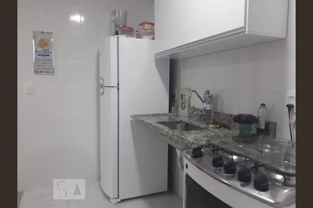 Apartamento à venda com 45m², 2 quartos e sem vagaCozinha