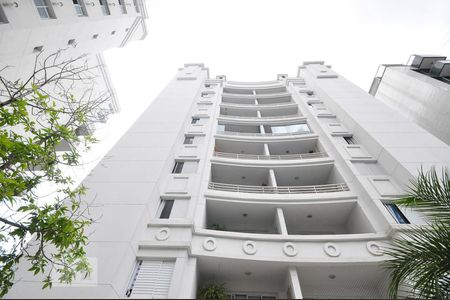 Apartamento à venda com 78m², 2 quartos e 2 vagasFachada