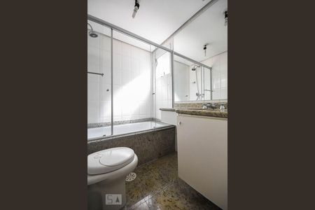 Apartamento à venda com 78m², 2 quartos e 2 vagas Apartamento à venda com 78m², 2 quartos e 2 vagasBanheiro suíte 2