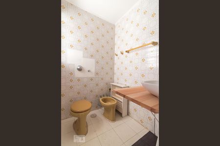 Apartamento à venda com 80m², 2 quartos e 1 vaga Apartamento à venda com 80m², 2 quartos e 1 vagaBanheiro