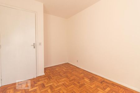 Dormitório 2 de apartamento à venda com 2 quartos, 80m² em Auxiliadora, Porto Alegre