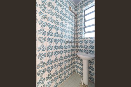 Banheiro de apartamento à venda com 2 quartos, 80m² em Auxiliadora, Porto Alegre