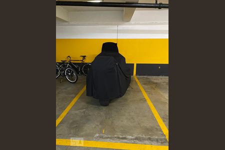 Apartamento para alugar com 244m², 3 quartos e 3 vagas Apartamento para alugar com 244m², 3 quartos e 3 vagasGaragem