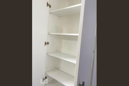 Apartamento para alugar com 244m², 3 quartos e 3 vagas Apartamento para alugar com 244m², 3 quartos e 3 vagasÁrea de serviço