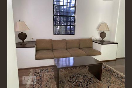 Apartamento para alugar com 244m², 3 quartos e 3 vagas Apartamento para alugar com 244m², 3 quartos e 3 vagasHall