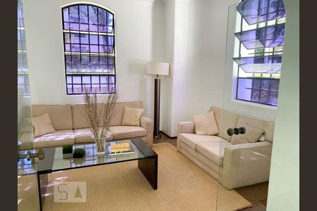 Apartamento para alugar com 244m², 3 quartos e 3 vagas Apartamento para alugar com 244m², 3 quartos e 3 vagasHall
