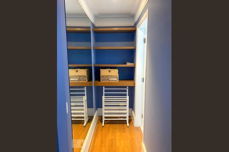 Apartamento para alugar com 244m², 3 quartos e 3 vagas Apartamento para alugar com 244m², 3 quartos e 3 vagasSuíte 2