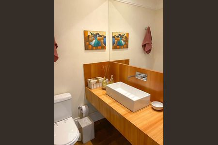 Apartamento para alugar com 244m², 3 quartos e 3 vagas Apartamento para alugar com 244m², 3 quartos e 3 vagasLavabo