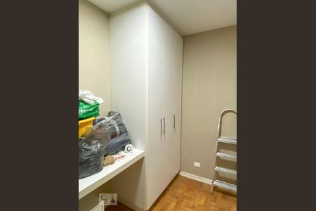 Apartamento para alugar com 244m², 3 quartos e 3 vagas Apartamento para alugar com 244m², 3 quartos e 3 vagasQuarto de serviço 1