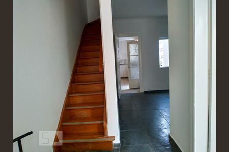 Escada de casa à venda com 3 quartos, 180m² em Água Branca, São Paulo