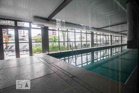 Apartamento para alugar com 45m², 1 quarto e 1 vaga Apartamento para alugar com 45m², 1 quarto e 1 vagaPiscina coberta