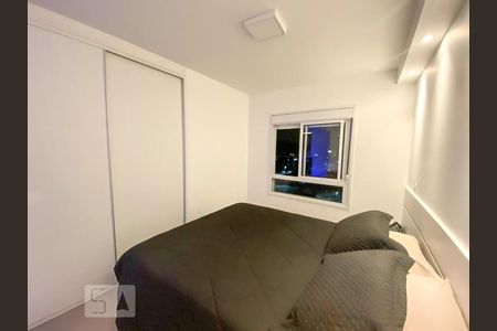 Quarto de apartamento à venda com 1 quarto, 45m² em Pinheiros, São Paulo