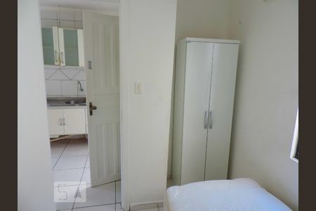 Quarto 2 - Armarios de apartamento para alugar com 2 quartos, 50m² em Córrego Grande, Florianópolis
