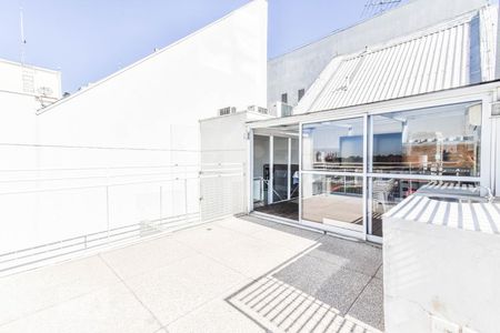 Apartamento para alugar com 280m², 2 quartos e 2 vagas Apartamento para alugar com 280m², 2 quartos e 2 vagasTerraço 1º Andar