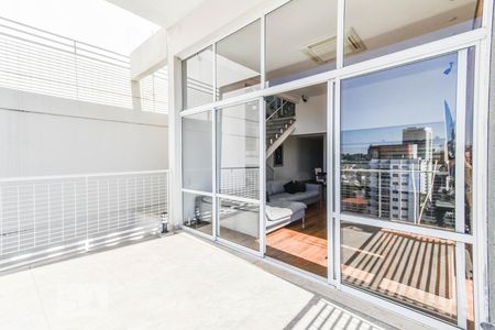 Varanda de apartamento para alugar com 2 quartos, 280m² em Jardim das Bandeiras, São Paulo