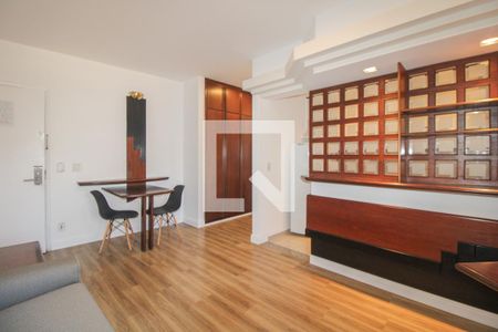 Sala de apartamento para alugar com 1 quarto, 51m² em Cambuí, Campinas