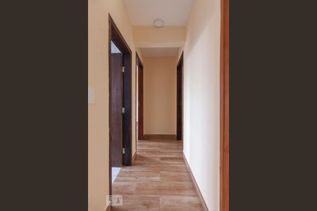 Corredor de apartamento para alugar com 2 quartos, 60m² em Bacacheri, Curitiba
