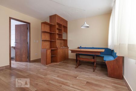 Sala de apartamento para alugar com 2 quartos, 60m² em Bacacheri, Curitiba