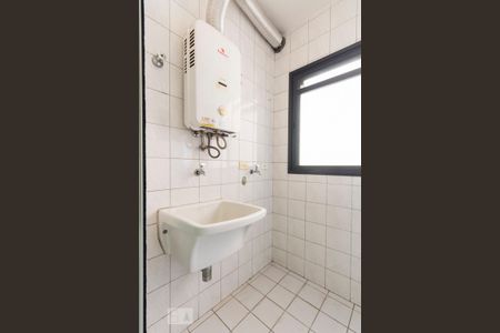 Área de Serviço de apartamento para alugar com 2 quartos, 65m² em Chácara Inglesa, São Paulo