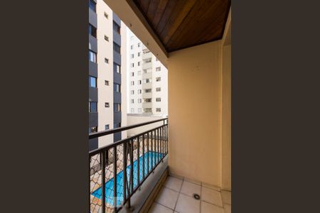 varanda de apartamento para alugar com 2 quartos, 65m² em Chácara Inglesa, São Paulo