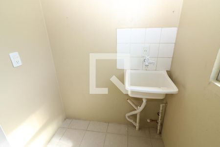 Apartamento para alugar com 40m², 2 quartos e 1 vaga Apartamento para alugar com 40m², 2 quartos e 1 vagaCozinha e Área de Serviço