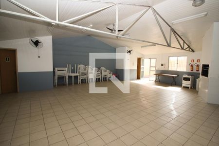 Apartamento para alugar com 40m², 2 quartos e 1 vaga Apartamento para alugar com 40m², 2 quartos e 1 vagaÁrea comum - Salão de festas