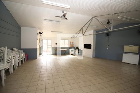 Apartamento para alugar com 40m², 2 quartos e 1 vaga Apartamento para alugar com 40m², 2 quartos e 1 vagaÁrea comum - Salão de festas