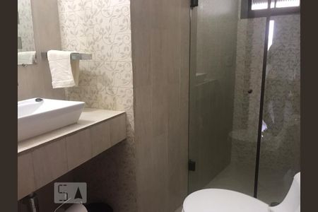 Banheiro de apartamento para alugar com 3 quartos, 83m² em Paraíso do Morumbi, São Paulo