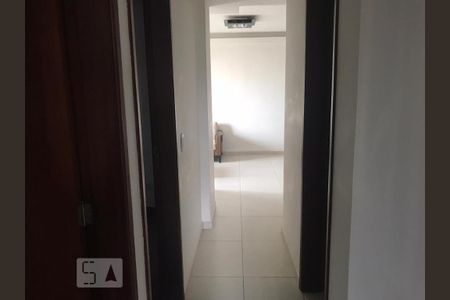 Apartamento para alugar com 83m², 3 quartos e 2 vagas Apartamento para alugar com 83m², 3 quartos e 2 vagasCorredor