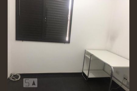 Apartamento para alugar com 83m², 3 quartos e 2 vagas Apartamento para alugar com 83m², 3 quartos e 2 vagasQuarto
