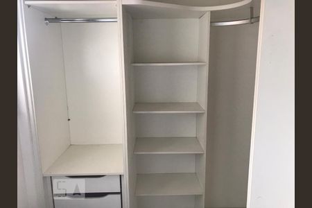 Apartamento para alugar com 83m², 3 quartos e 2 vagas Apartamento para alugar com 83m², 3 quartos e 2 vagasQuarto