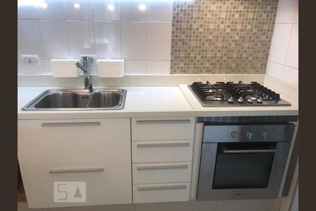 Cozinha  de apartamento para alugar com 3 quartos, 83m² em Paraíso do Morumbi, São Paulo