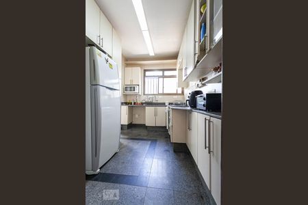 Apartamento para alugar com 180m², 4 quartos e 2 vagas Apartamento para alugar com 180m², 4 quartos e 2 vagasCozinha