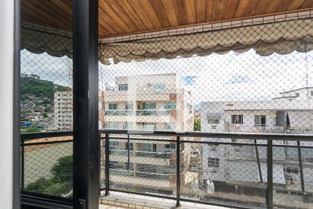 Apartamento à venda com 90m², 3 quartos e 2 vagasVaranda do Quarto 2