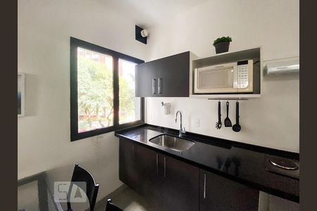 Cozinha de kitnet/studio à venda com 1 quarto, 40m² em Higienópolis, São Paulo
