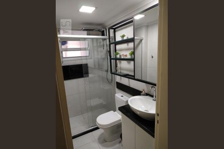 Banheiro de apartamento para alugar com 1 quarto, 40m² em São José, Porto Alegre