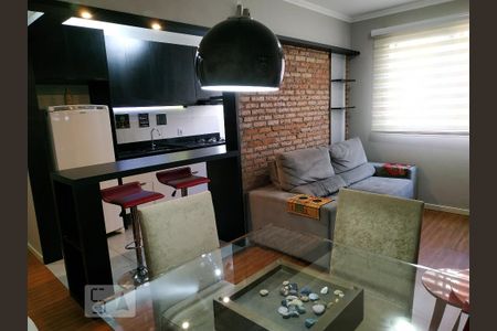 Sala de apartamento para alugar com 1 quarto, 40m² em São José, Porto Alegre