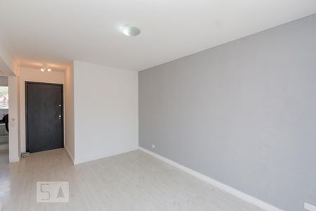 Apartamento para alugar com 75m², 3 quartos e 1 vaga Apartamento para alugar com 75m², 3 quartos e 1 vagaSala