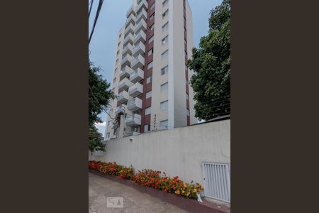 Apartamento para alugar com 75m², 3 quartos e 1 vaga Apartamento para alugar com 75m², 3 quartos e 1 vagaFachada