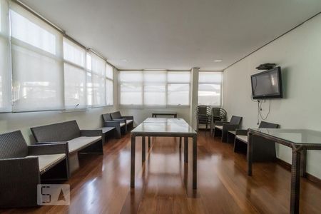 Apartamento para alugar com 75m², 3 quartos e 1 vaga Apartamento para alugar com 75m², 3 quartos e 1 vagaÁrea Comum - Salão de Festas