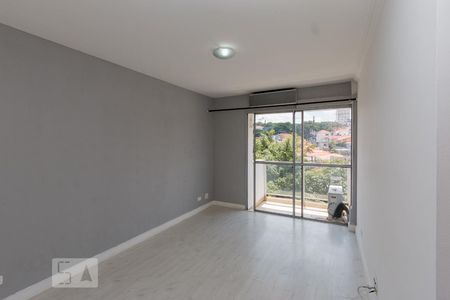 Apartamento para alugar com 75m², 3 quartos e 1 vaga Apartamento para alugar com 75m², 3 quartos e 1 vagaSala