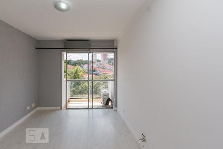 Apartamento para alugar com 75m², 3 quartos e 1 vaga Apartamento para alugar com 75m², 3 quartos e 1 vagaSala