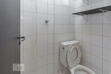 Apartamento para alugar com 75m², 3 quartos e 1 vaga Apartamento para alugar com 75m², 3 quartos e 1 vagaBanheiro de Serviço