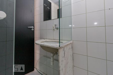 Apartamento para alugar com 75m², 3 quartos e 1 vaga Apartamento para alugar com 75m², 3 quartos e 1 vagaBanheiro
