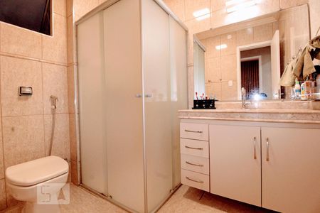 Apartamento à venda com 89m², 2 quartos e sem vagaBanheiro