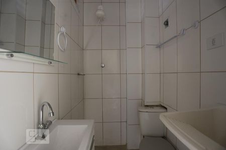 Banheiro de kitnet/studio à venda com 1 quarto, 28m² em Santa Efigênia, São Paulo