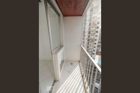Apartamento para alugar com 79m², 2 quartos e 1 vaga Apartamento para alugar com 79m², 2 quartos e 1 vagaVaranda